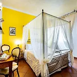 Oda ve Kahvaltı Dimora Altea 4*