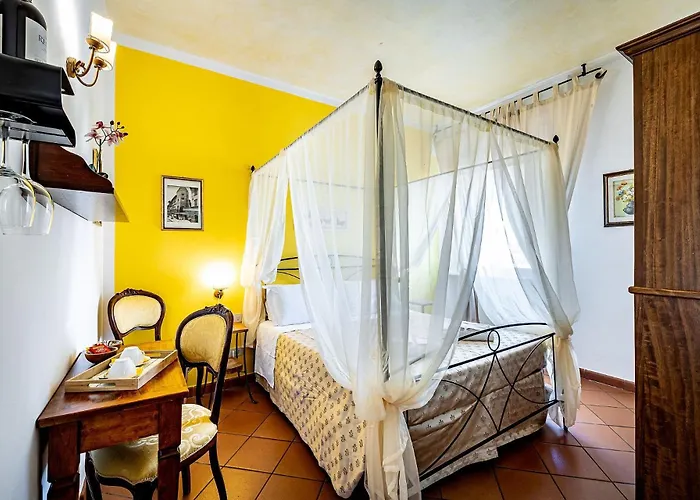 Couette-café Dimora Altea 4*
