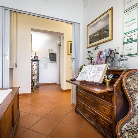 Alojamento de Acomodação e Pequeno-almoço Dimora Altea 4*